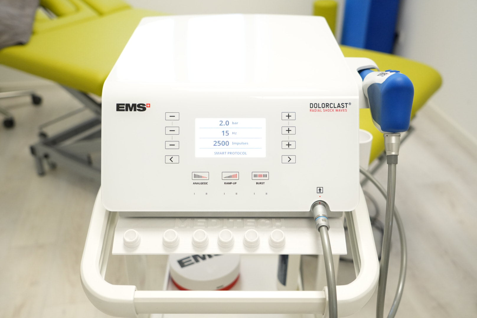 Gebrauchtgerät- Stoßwellengerät SWISS DOLORCLAST® Radial Shock Waves für Therapie