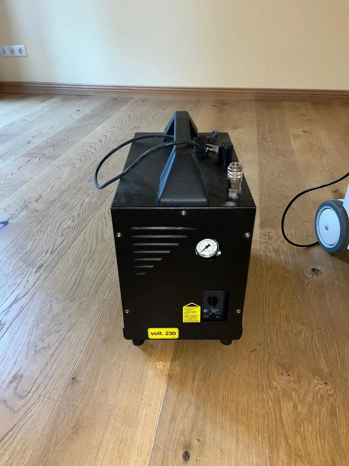 Gebrauchtes Netzteil für Stoßwellengerät Dolorclast Classic