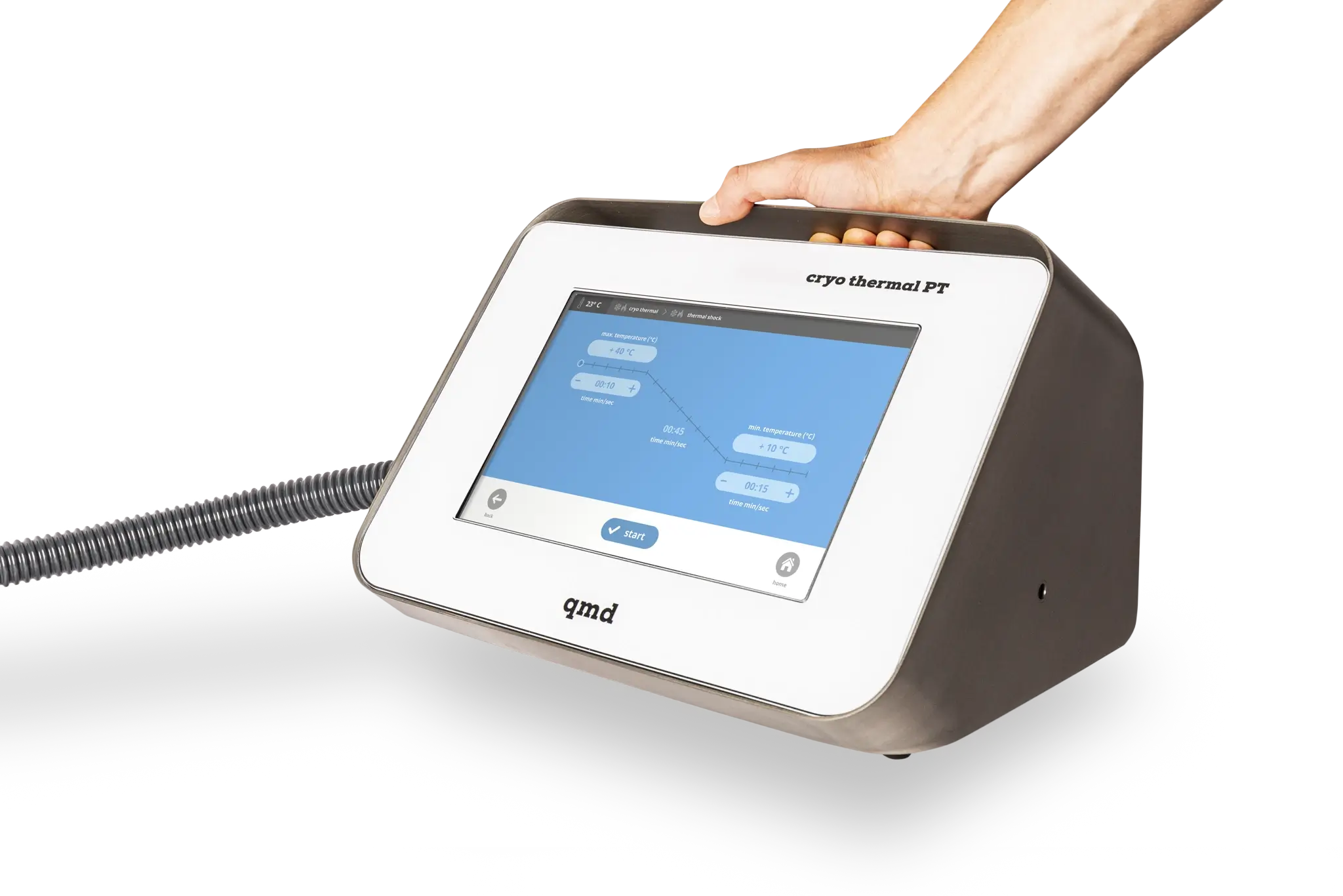 Hand greift Thermotherapiegerät qmd® cryo-thermal