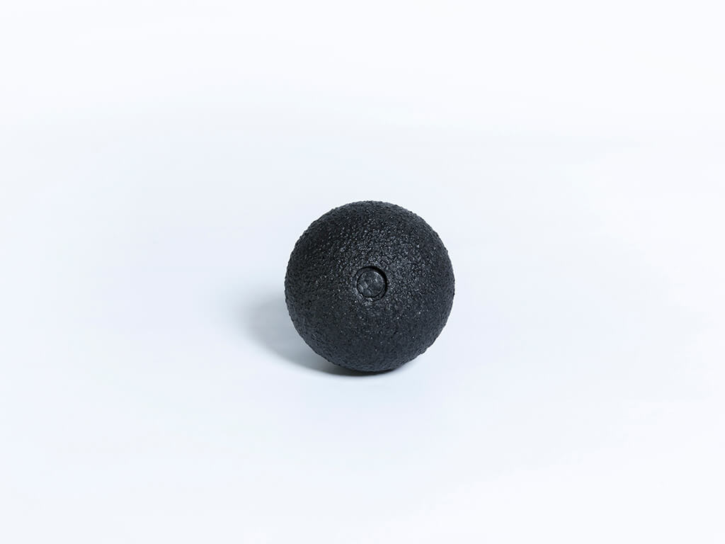 Faszienball BLACKROLL® Ball mit 8 cm Durchmesser in schwarz