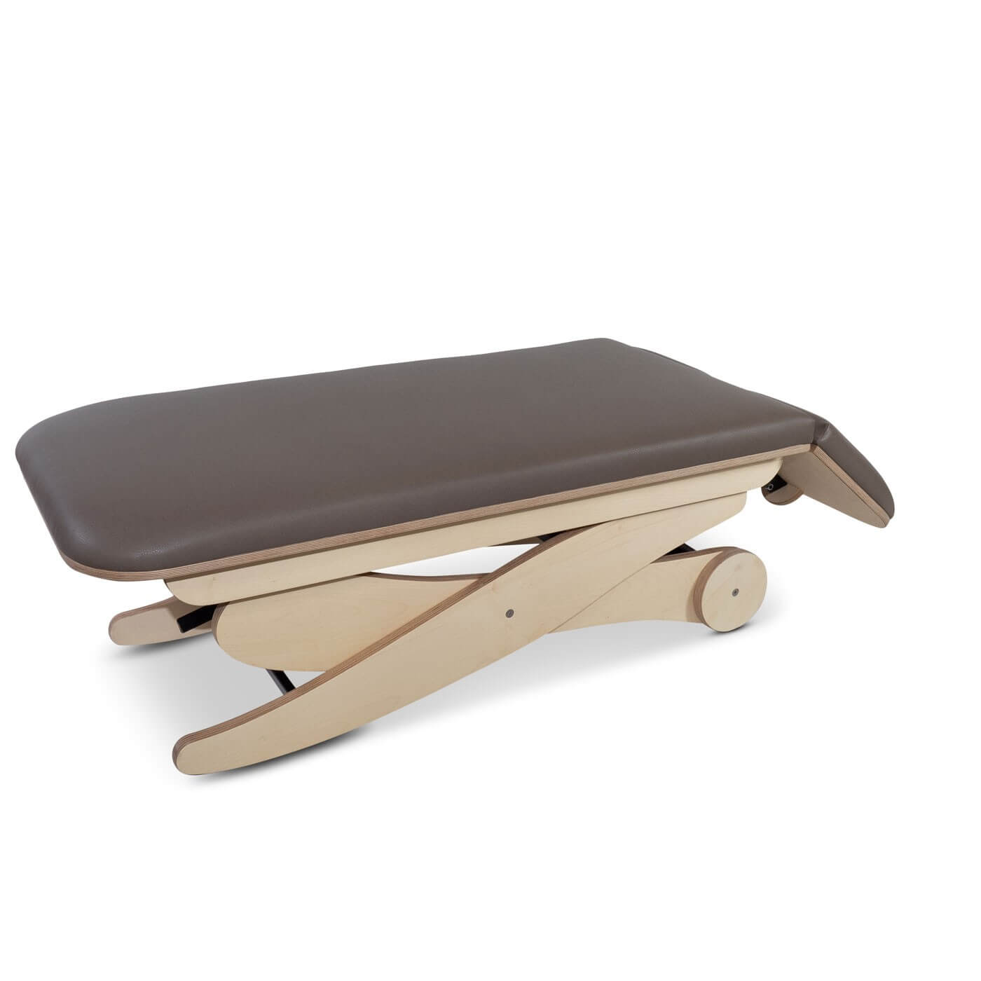 Massageliege relax sensation Modell Start in schwarzen Polster mit hellem Holzgestell und Kopfteil in Negativstellung