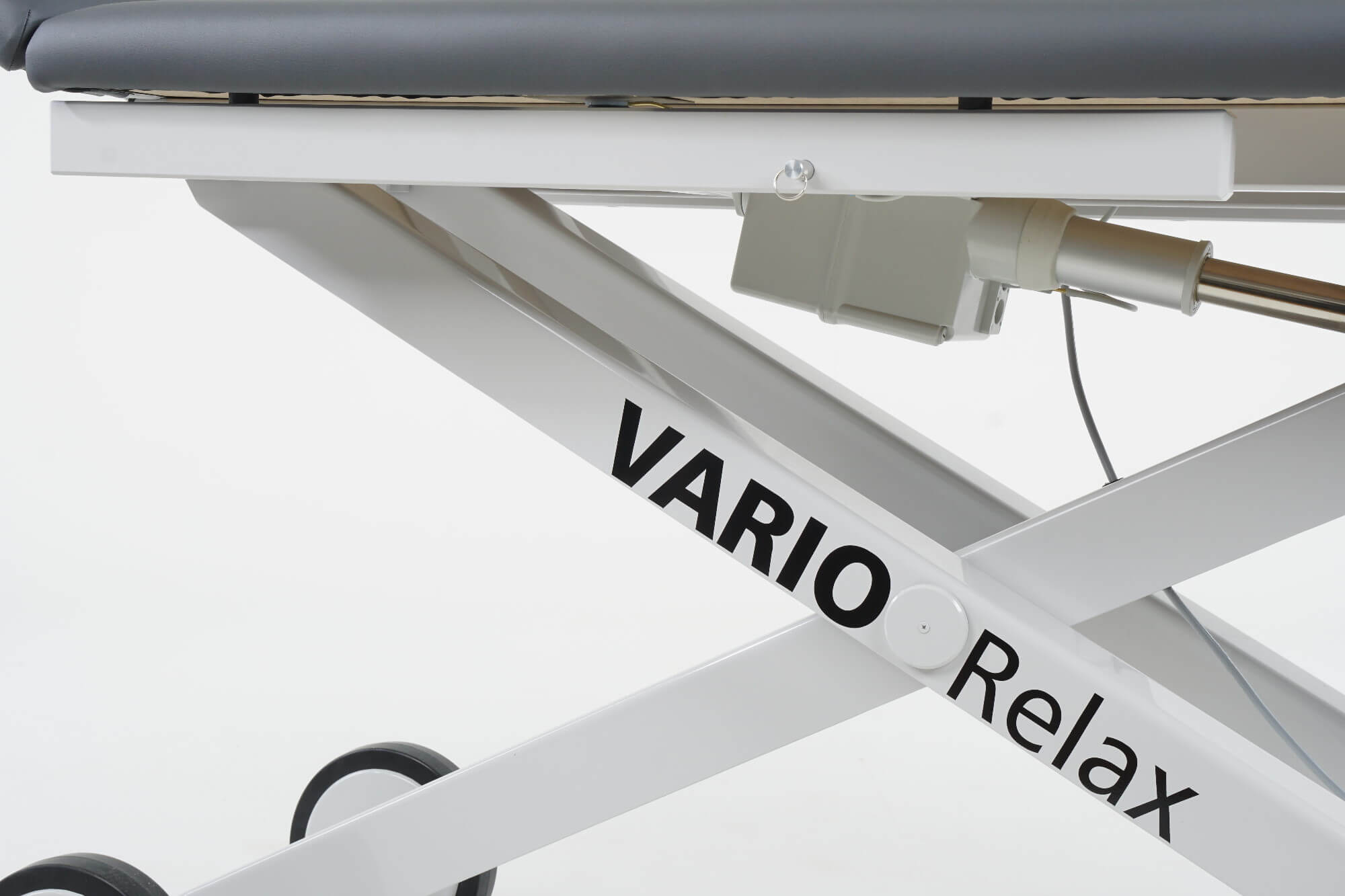Gestell und elektrischer Motor der Massageliege VARIO Relax in Detailansicht