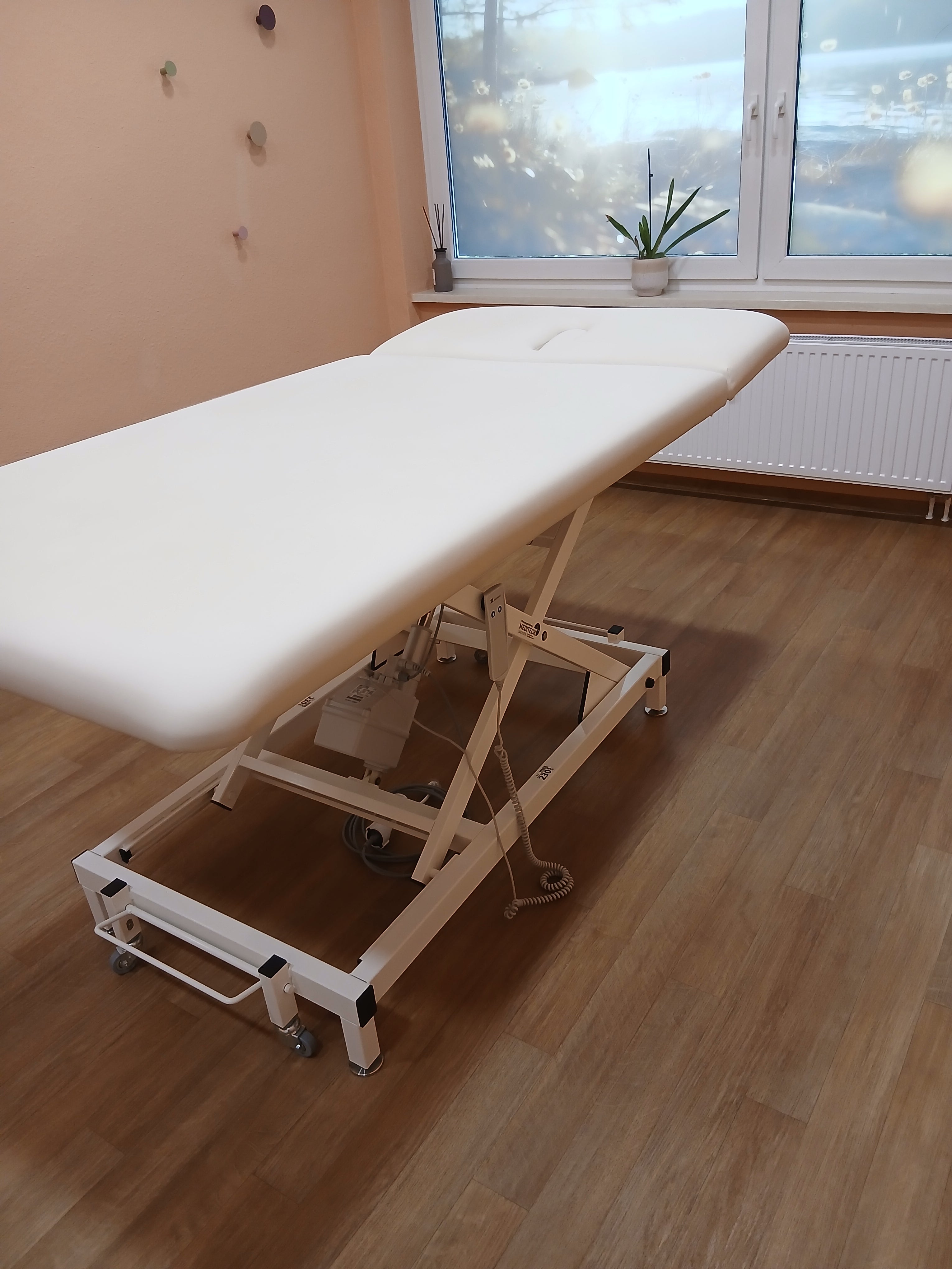 Gebrauchte Elektrische Schwerlast-Therapieliege VARIO XL