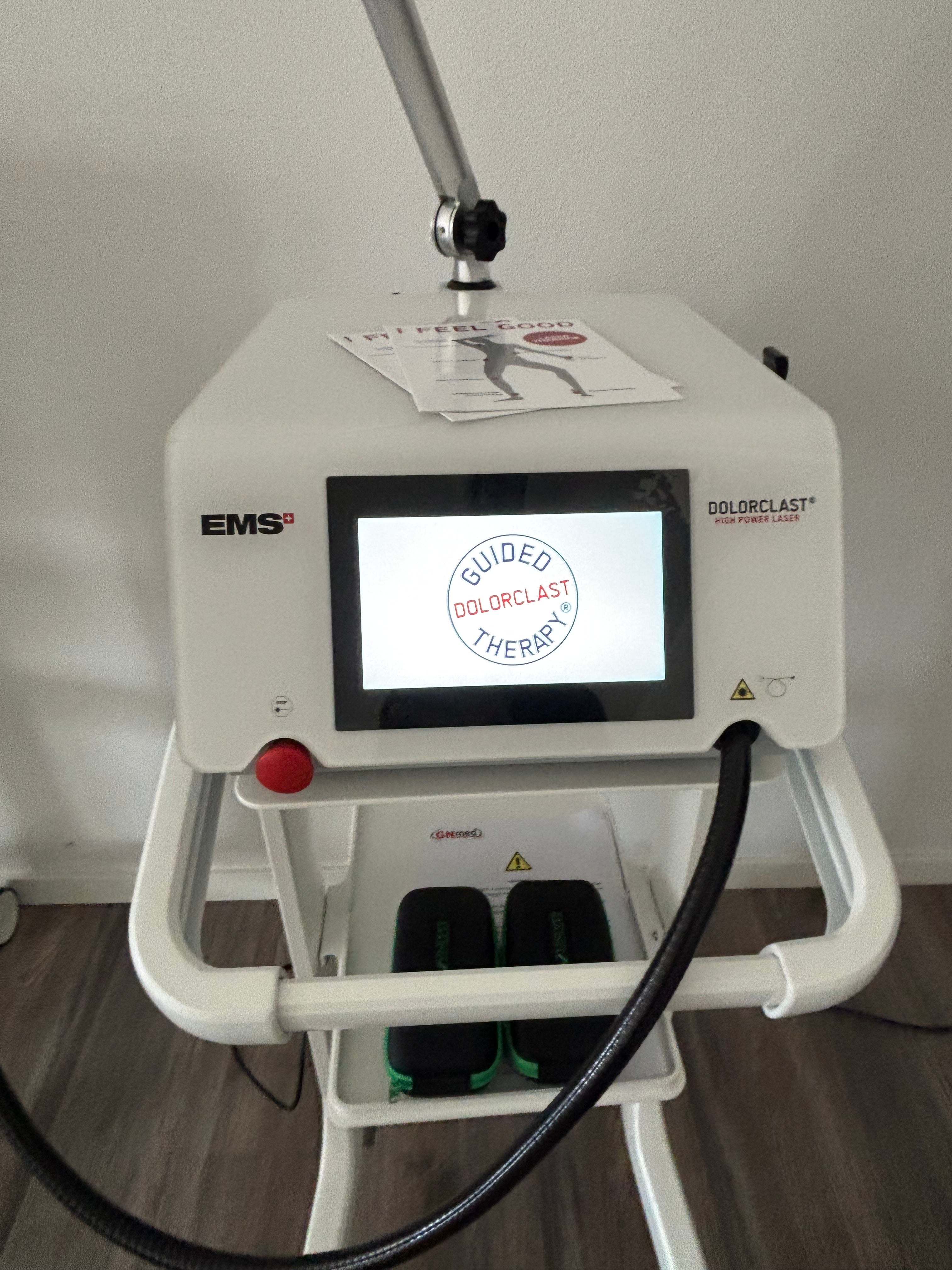 Gebrauchtgerät - Lasergerät SWISS DolorClast® High Power Laser für Schmerzbehandlung