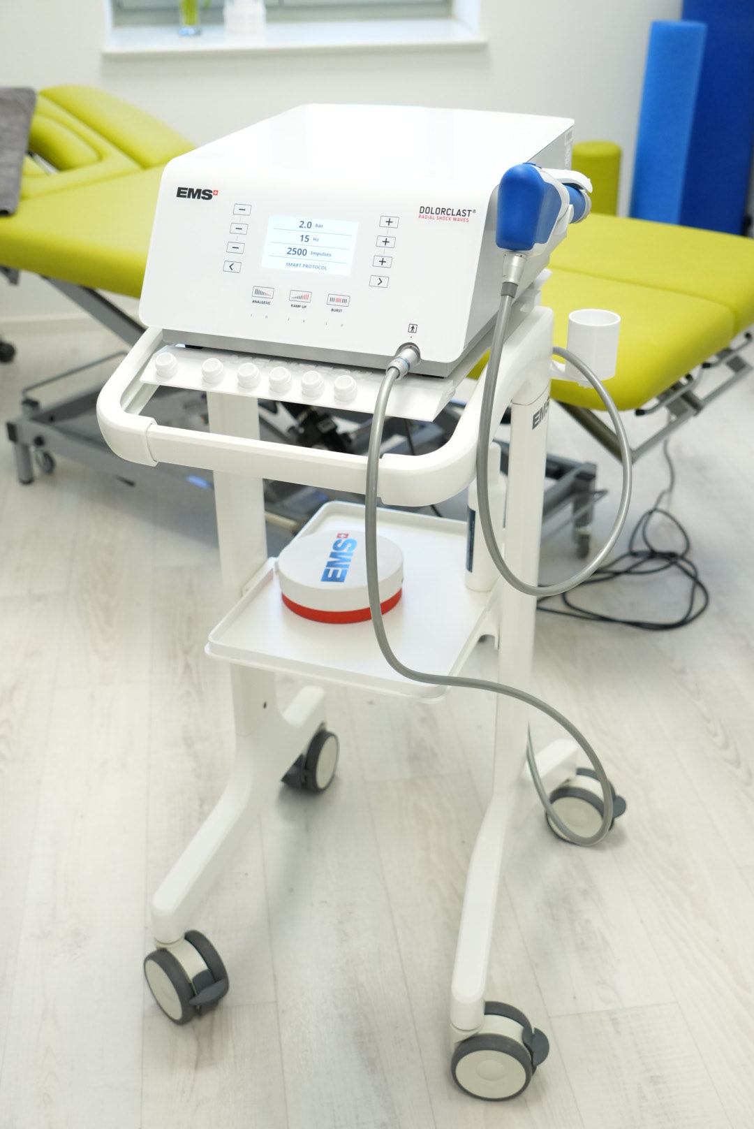 Gebrauchtgerät- Stoßwellengerät SWISS DOLORCLAST® Radial Shock Waves für Therapie