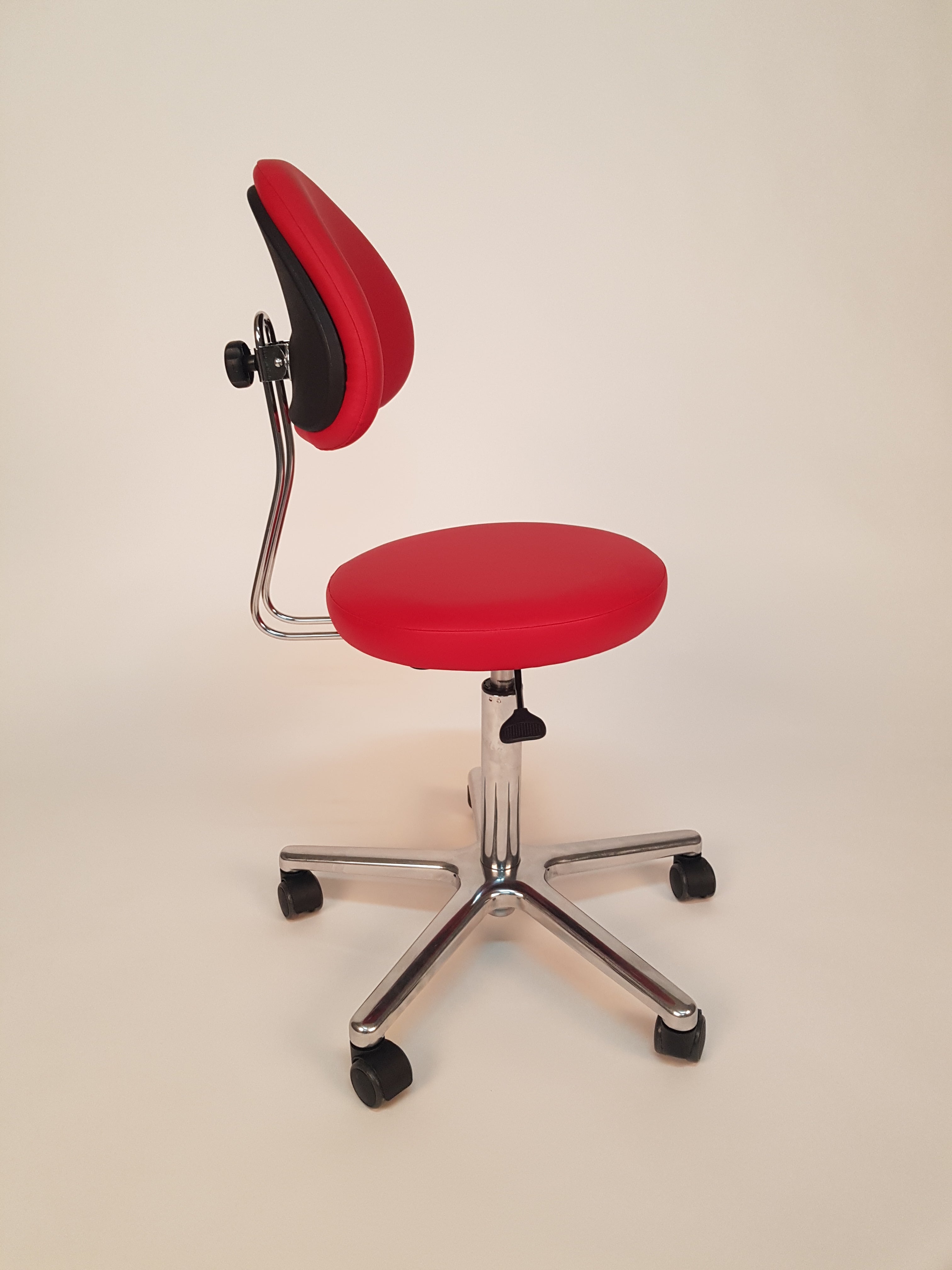 Therapiehocker rund mit 5 Rollen für Physiotherapie