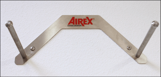 Mattenhalterung AIREX® an Wand montiert