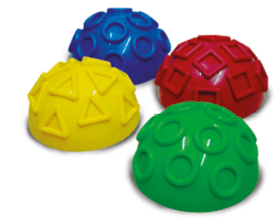 Vier Balance-Igel Geo in gelb, blau, rot und grün