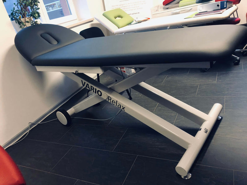 Gebrauchte Therapieliege Vario Relax – Ausstellungsliege mit 2-teiliger Liegefläche
