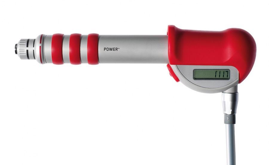 Handstück SWISS DOLORCLAST® POWER+ in Seitenansicht